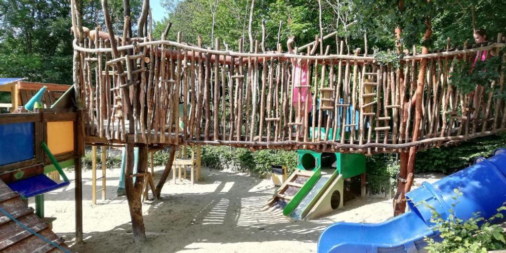 La Cabane, ดูร์บี ภายนอก รูปภาพ